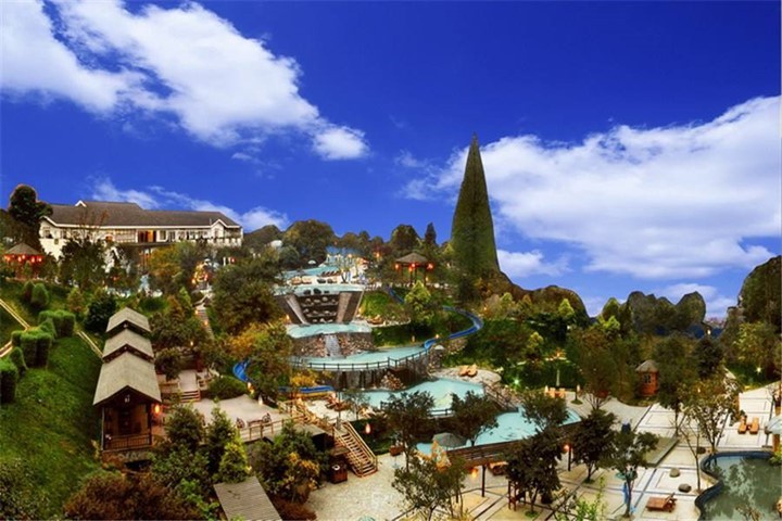 Emeishan Hotel (Lingxiu Hot Spring)