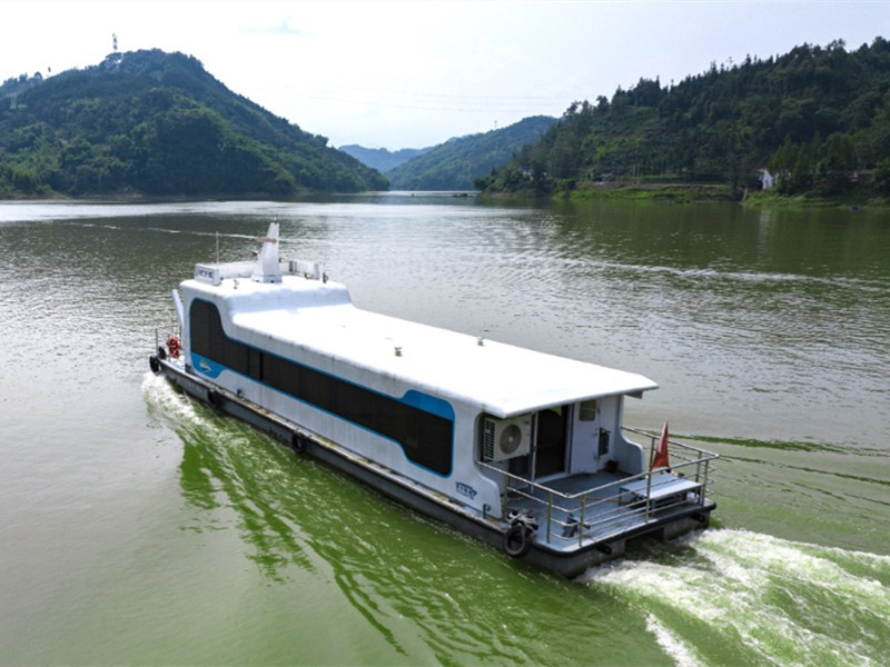 So Cool! Free Rides on the "Water Bus"