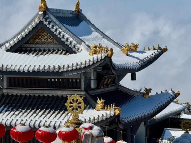 What Heartwarming Story Lies Behind the “Emei Medal”?