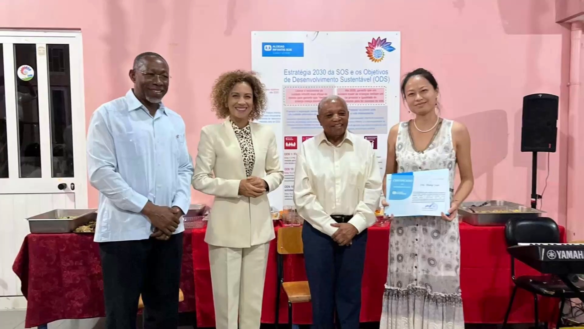 They Are from Leshan, China — the "Chinese Doctors" Cherished by the People of Cape Verde