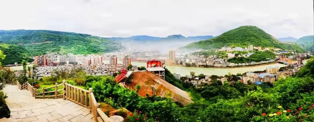 These places in Leshan are suitable for visiting all year round, so beautiful.(图1) These places in Leshan are suitable for visiting all year round, so beautiful.(图1)