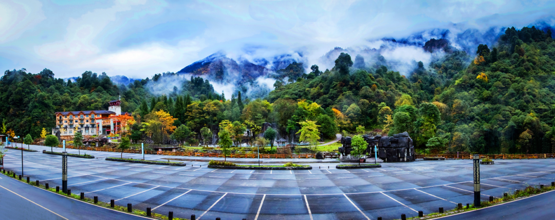 These places in Leshan are suitable for visiting all year round, so beautiful.(图2) These places in Leshan are suitable for visiting all year round, so beautiful.(图2)