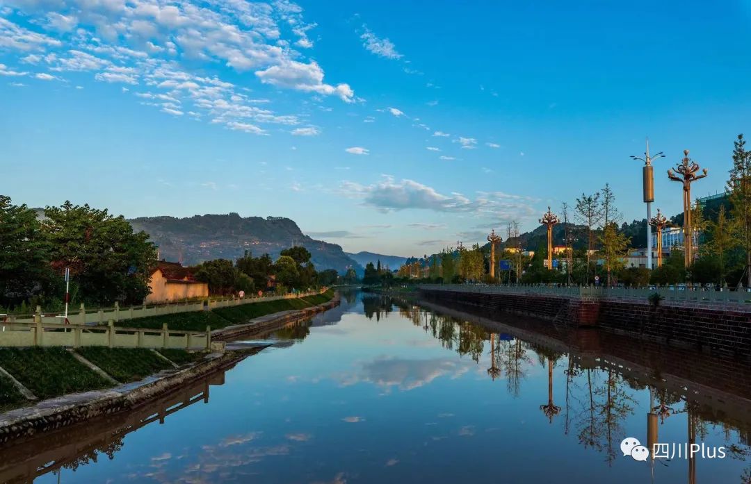 Dongfeng Weir – Thousands-Buddha Rock Scenic Spot(图2)