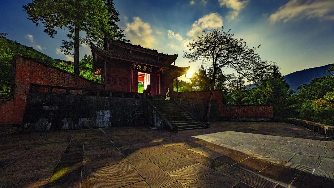 How many of these beautiful autumn tourist attractions have you been to Leshan?(图22) How many of these beautiful autumn tourist attractions have you been to Leshan?(图22)