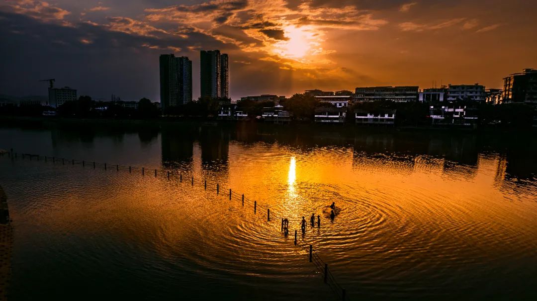 This is the way to have fun when you come to Wutongqiao on weekends!(图2)