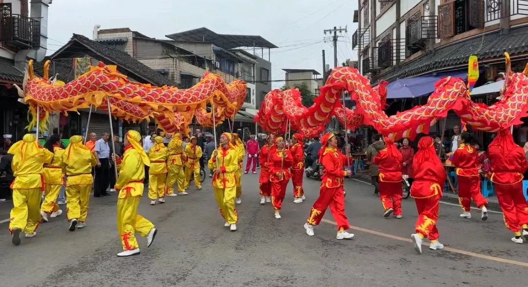 Enjoy the intangible cultural heritage exhibition and performance while strolling the streets!(图3) Enjoy the intangible cultural heritage exhibition and performance while strolling the streets!(图3)